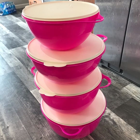 Tupperware Other - TUPPERWARE  set! LIKE NEW!!  🎉